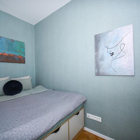 City Center Studio - Comfy & Modern Братислава Екстер'єр фото